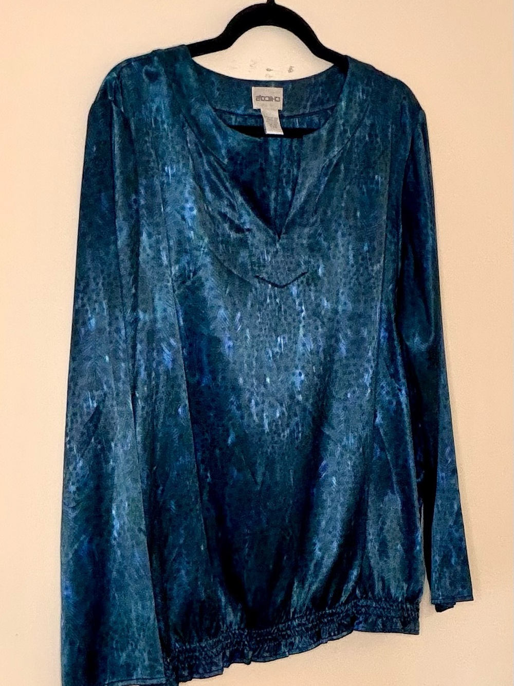 Chico's Teal Blue Long Sleeve V-Neck Top